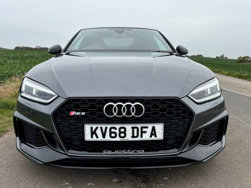 AUDI RS5