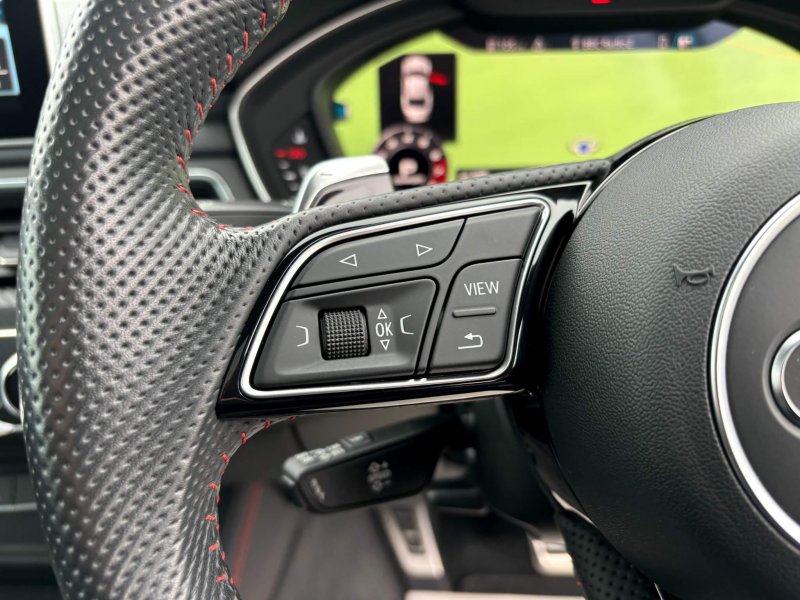 AUDI RS5