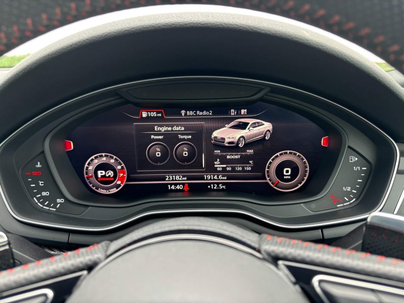 AUDI RS5