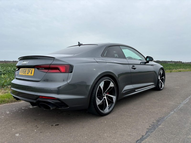 AUDI RS5