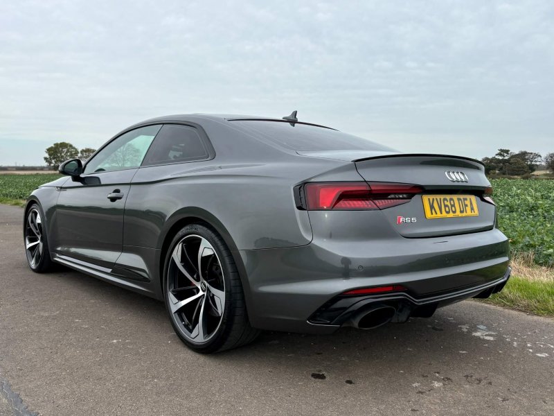 AUDI RS5