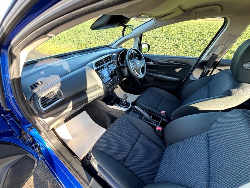 HONDA JAZZ