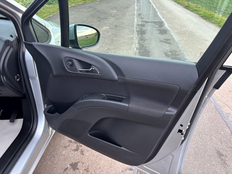VAUXHALL MERIVA