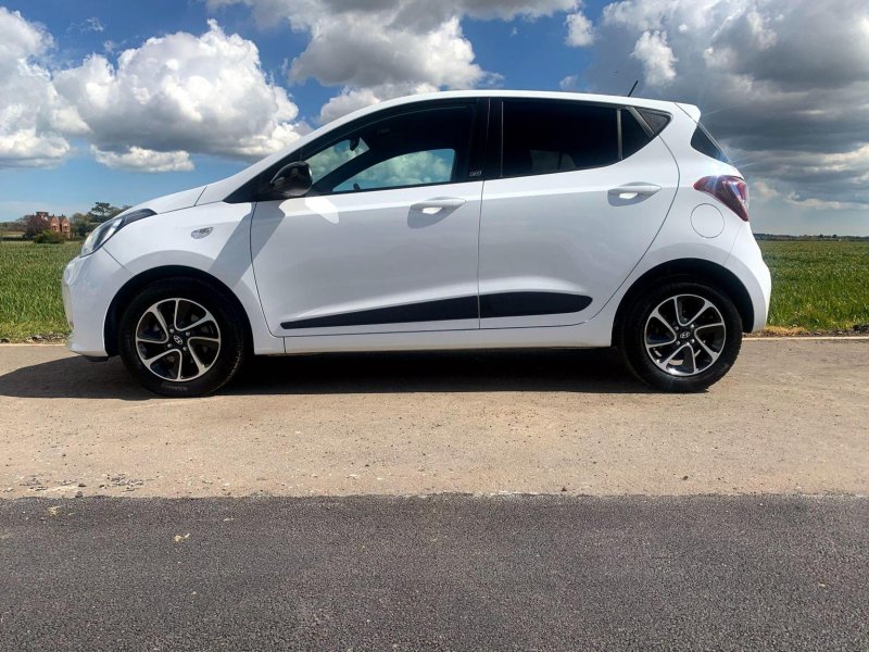 HYUNDAI I10