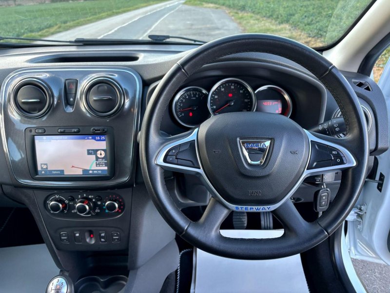 DACIA SANDERO STEPWAY