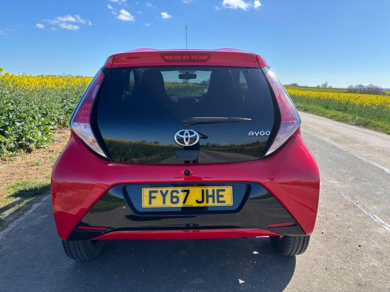 TOYOTA AYGO