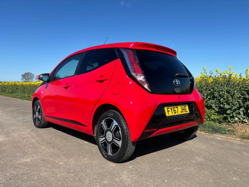 TOYOTA AYGO