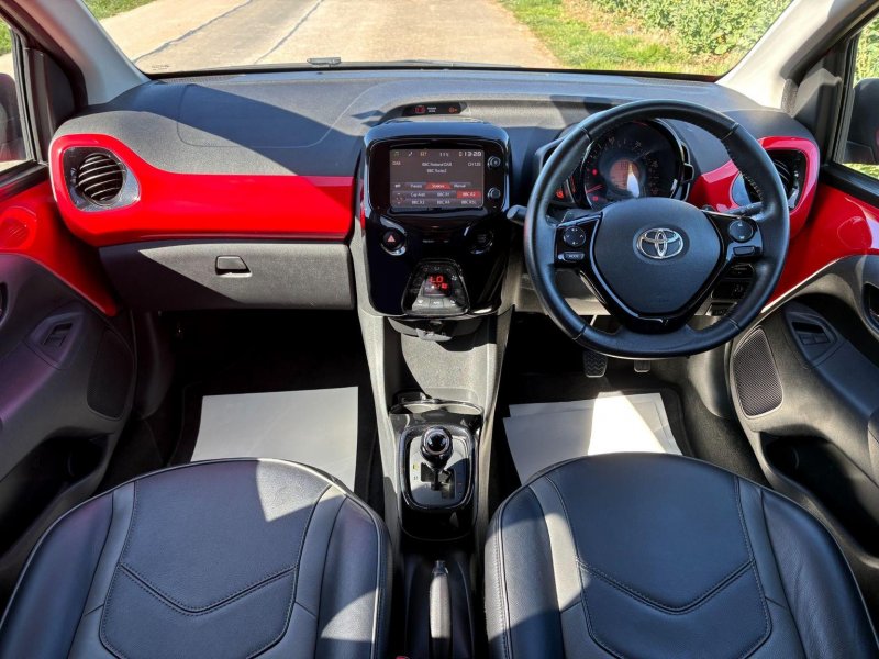 TOYOTA AYGO