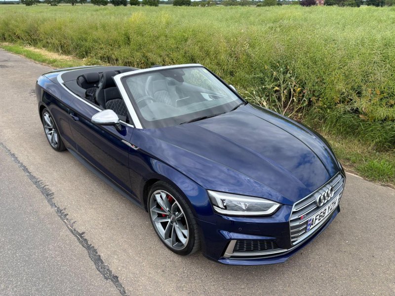 AUDI S5
