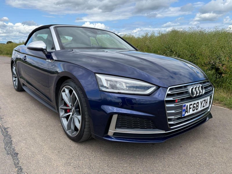 AUDI S5