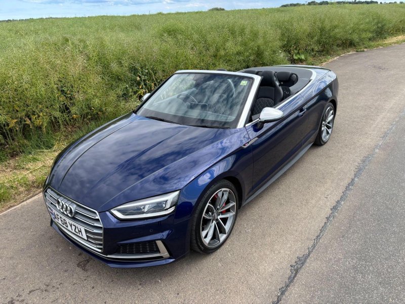 AUDI S5