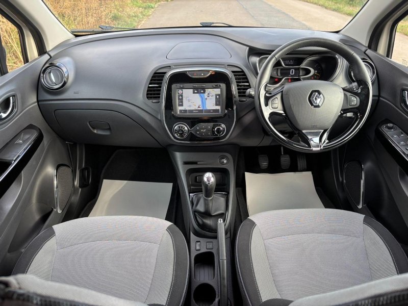 RENAULT CAPTUR