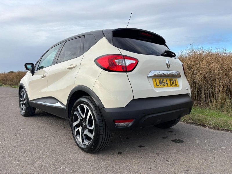 RENAULT CAPTUR