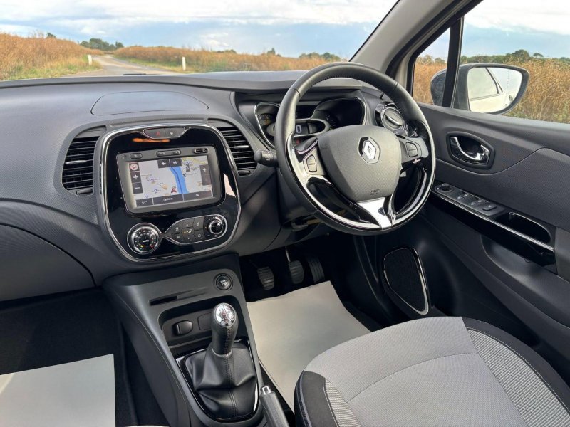 RENAULT CAPTUR