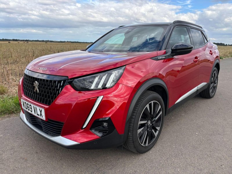 PEUGEOT 2008