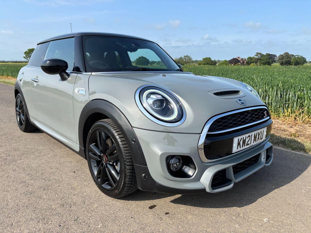 2021 MINI Hatch
